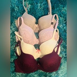 Victoria’s Secret bras